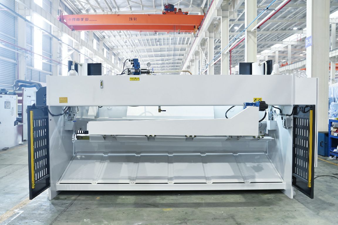 Trident True Cut Premium CNC Guillotine - Image 5