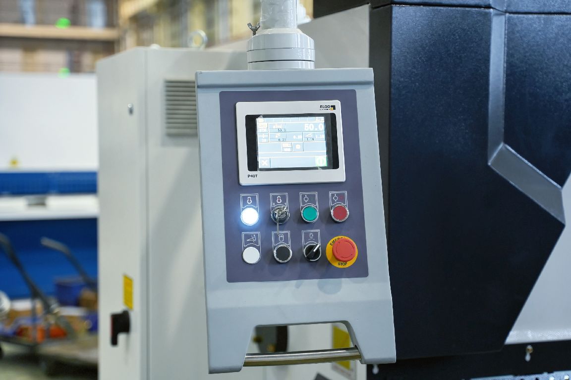 Trident True Cut Premium CNC Guillotine - Image 4
